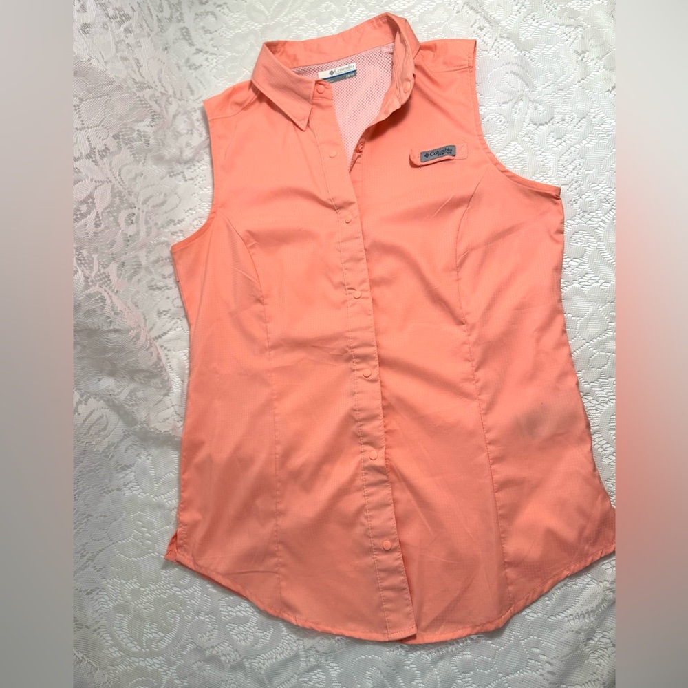 COLUMBIA SPORTSWEAR Women’s PFG Tamiami Sleeveless Button down Shirt Peach Sz XS